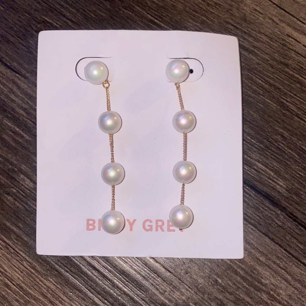 NWT pearl & gold drop earrings